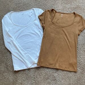 Gap ribbed tops women’s size medium